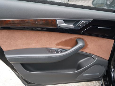 Used 2016 Audi A8 L 4.0T w/ Driver Assistance Package image 47