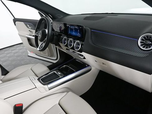Certified 2026 Mercedes-Benz GLA 250 image 23