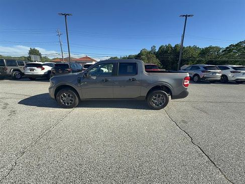 New 2026 Ford Maverick XLT w/ Equipment Group 301A AWD/4WD image 2