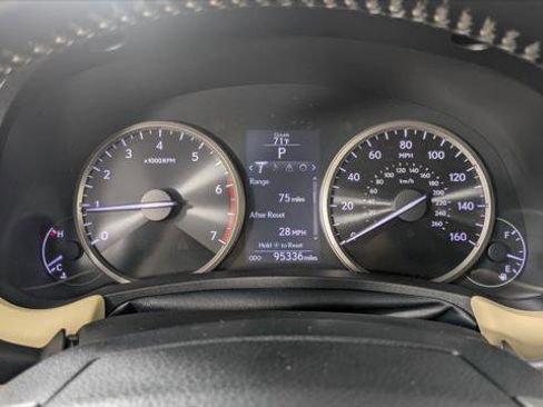 Used 2017 Lexus NX 200t FWD image 27