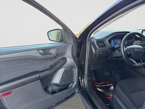 Used 2023 Ford Escape Active AWD/4WD image 11