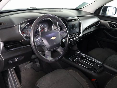 Used 2018 Chevrolet Traverse LT image 7
