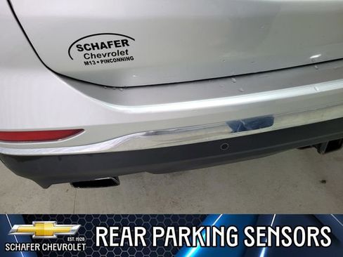 Used 2018 Chevrolet Equinox Premier image 13