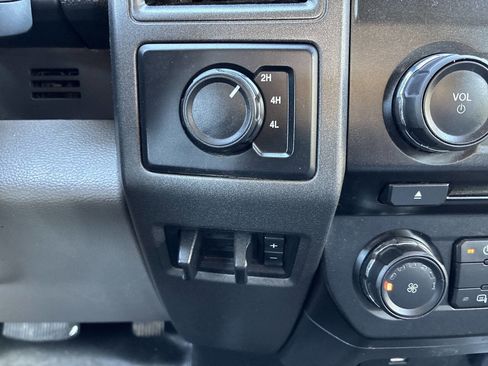 Used 2018 Ford F350 XL w/ Power Equipment Group image 21