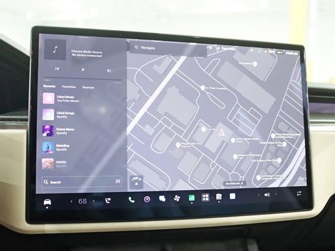 Used 2022 Tesla Model X Plaid AWD/4WD image 15