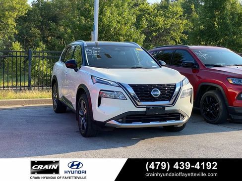 Used 2021 Nissan Rogue Platinum AWD/4WD image 1