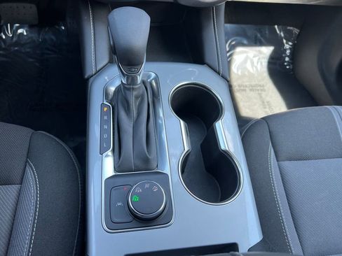 Used 2025 Chevrolet Blazer LT image 25