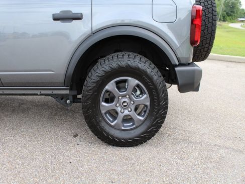 New 2025 Ford Bronco 4-Door AWD/4WD image 13