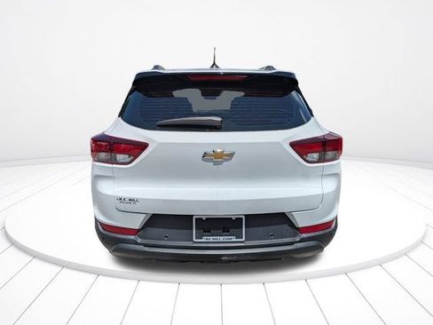 Used 2023 Chevrolet TrailBlazer LT FWD image 5