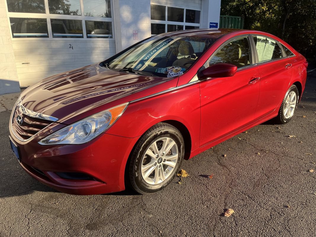 Used 2012 Hyundai Sonata GLS w/ Popular Equipment Pkg FWD image 3