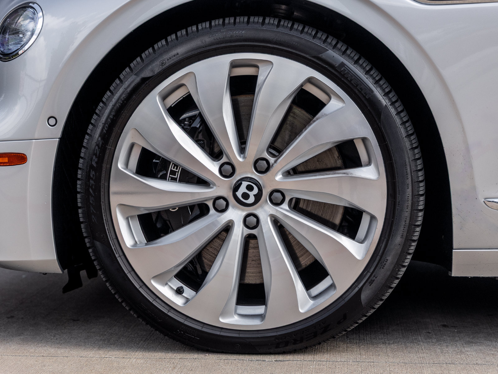 Used 2026 Bentley Flying Spur V8 AWD/4WD image 14