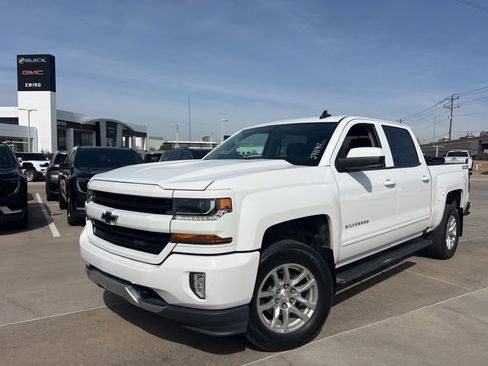 Used 2018 Chevrolet Silverado 1500 LT w/ All Star Edition image 2