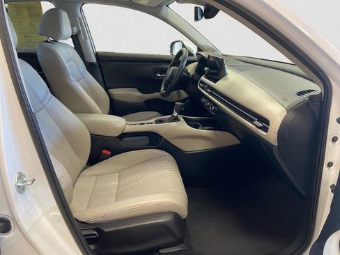 Used 2023 Honda HR-V EX-L image 16