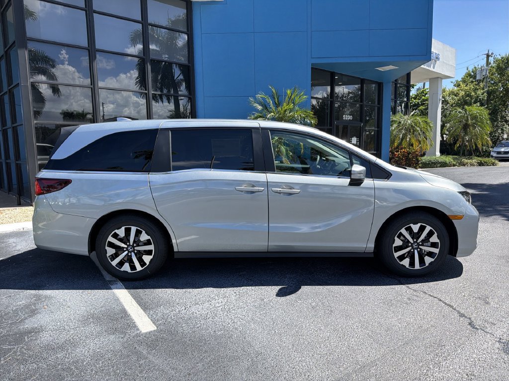 New 2027 Honda Odyssey EX-L image 9