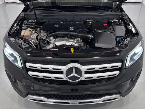 Used 2021 Mercedes-Benz GLB 250 4MATIC image 29