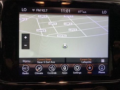 Used 2019 Jeep Grand Cherokee Altitude image 21