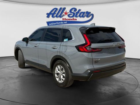 Used 2025 Honda CR-V LX image 4