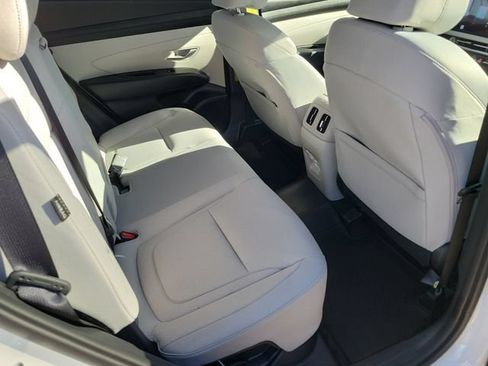 New 2026 Hyundai Tucson SEL FWD image 24