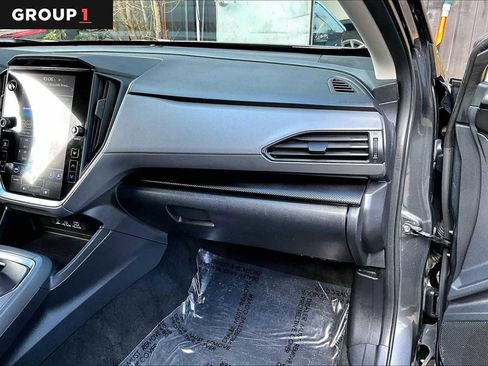 Used 2024 Subaru Crosstrek 2.0i Premium image 19