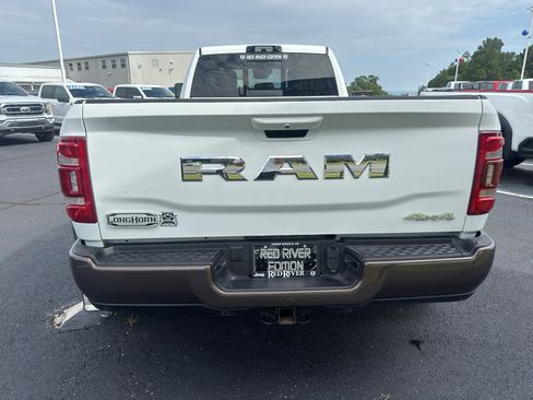 Used 2023 RAM 3500 Limited AWD/4WD image 7
