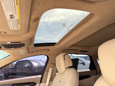 Used 2018 Cadillac CT6 Platinum image 25