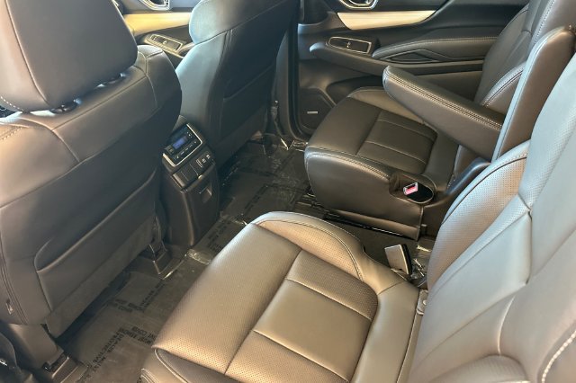 Used 2020 Subaru Ascent Limited w/ Technology Package AWD/4WD image 13