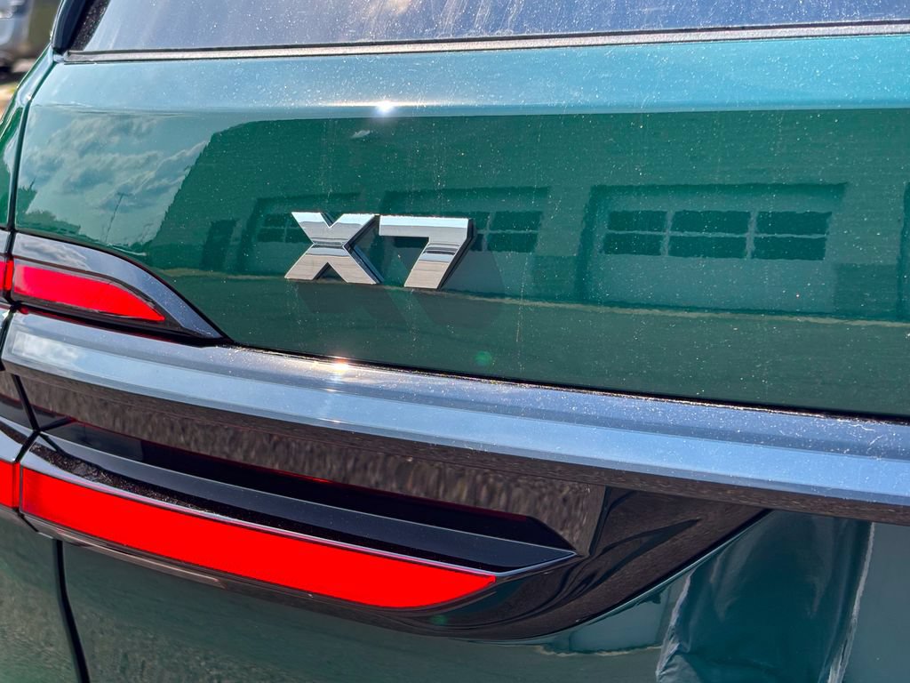 New 2027 BMW X7 M60i AWD/4WD image 6