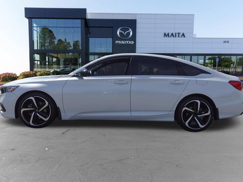 Used 2022 Honda Accord Sport image 6