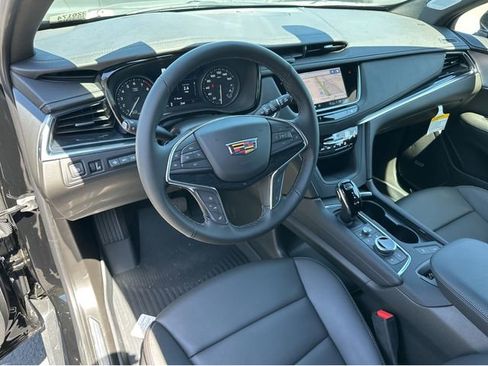 New 2026 Cadillac XT5 Premium Luxury w/ Driver Assist Package FWD image 6