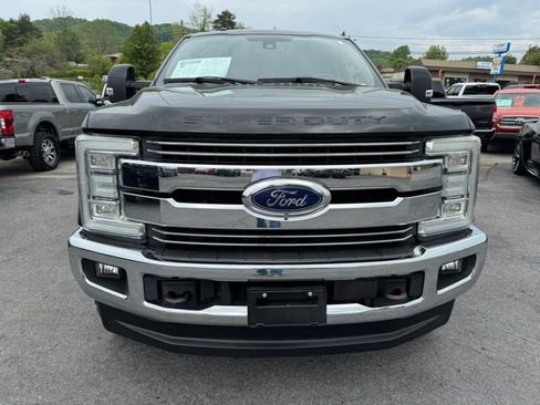 Used 2017 Ford F250 Lariat w/ Lariat Ultimate Package AWD/4WD image 6