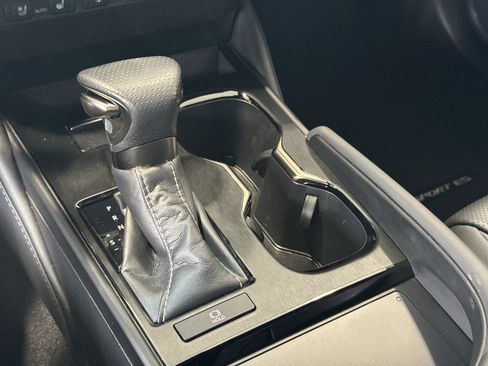 Used 2023 Lexus ES 350 F Sport w/ Accessory Package (Z2) image 23