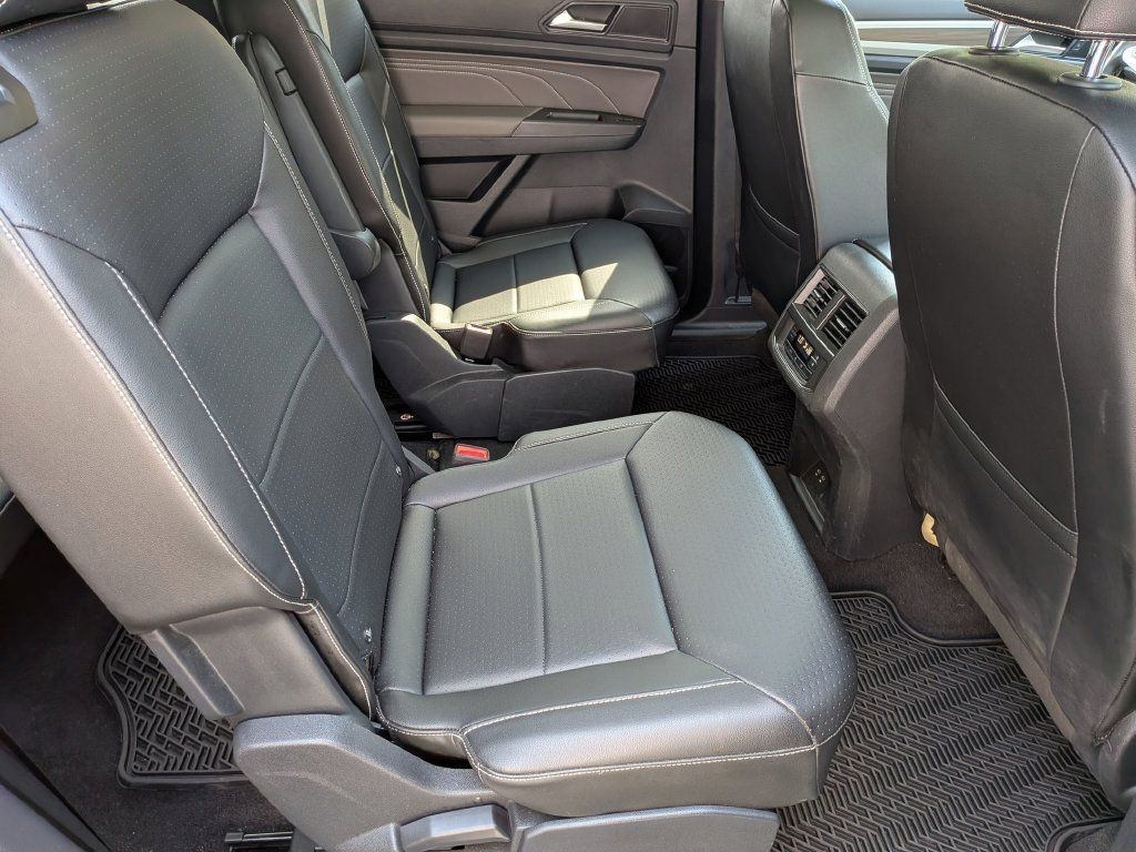 Used 2022 Volkswagen Atlas SEL AWD/4WD image 34