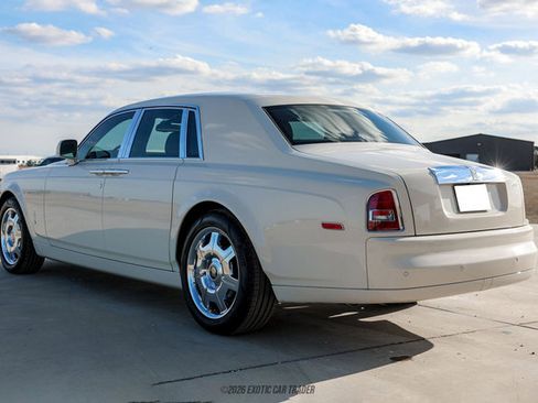 Used 2012 Rolls-Royce Phantom Sedan image 6