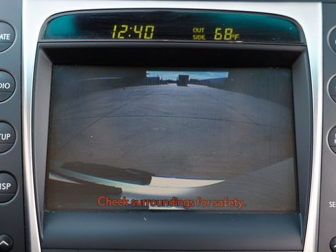 Used 2011 Lexus GS 450h image 40