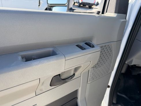 New 2026 Ford E-350 and Econoline 350 Super Duty w/ Power Equipment Group RWD image 8