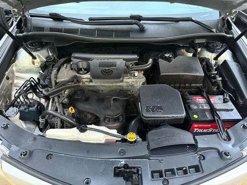 Used 2012 Toyota Camry SE image 40