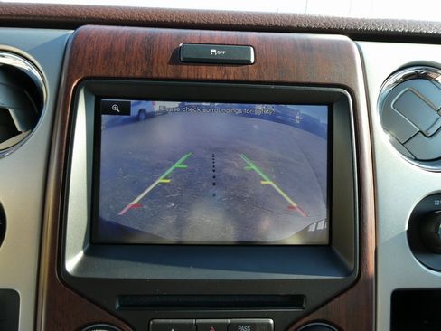 Used 2014 Ford F150 King Ranch w/ King Ranch Luxury Package image 32