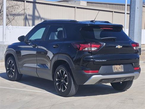 Used 2021 Chevrolet TrailBlazer LT image 4