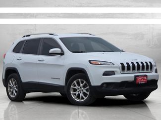 Used 2018 Jeep Cherokee Latitude Plus w/ Comfort/Convenience Group AWD/4WD video 2