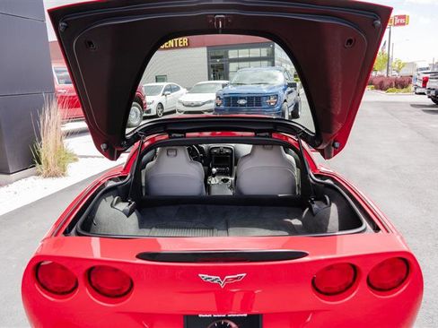 Used 2012 Chevrolet Corvette Grand Sport w/ 3LT Preferred Equipment Group RWD image 12