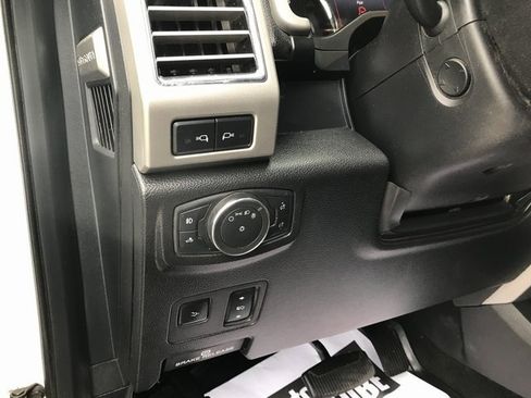 Used 2017 Ford F350 Lariat w/ Lariat Ultimate Package image 8