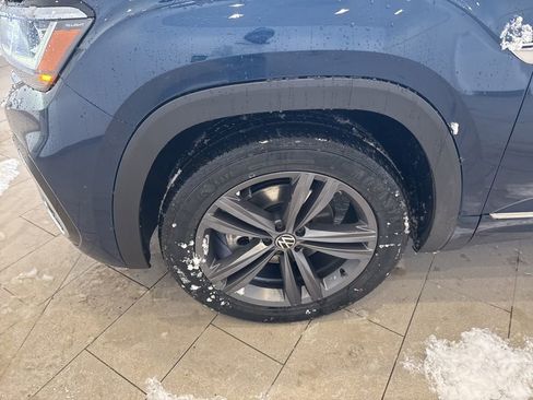 Used 2022 Volkswagen Atlas Cross Sport SEL R-Line image 10