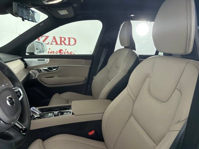 Used 2026 Volvo XC90 B6 Ultra w/ Lounge Package AWD/4WD image 17