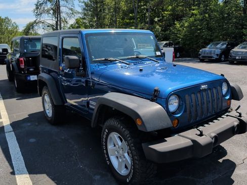 Used 2010 Jeep Wrangler Sport AWD/4WD image 2