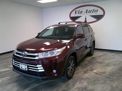 Used 2017 Toyota Highlander XLE