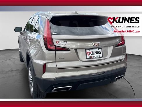 Used 2025 Cadillac XT4 Premium Luxury AWD/4WD image 10