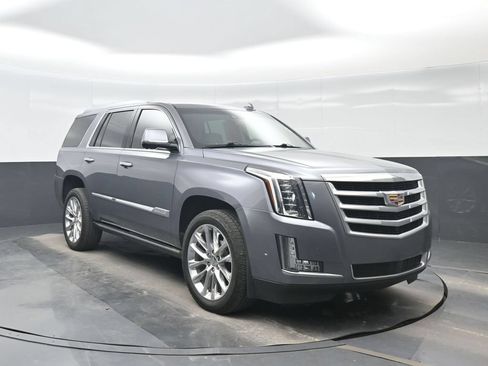 Used 2019 Cadillac Escalade Premium Luxury RWD image 9