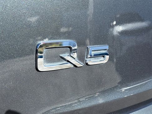 Used 2019 Audi Q5 2.0T Premium Plus w/ Premium Plus Package image 15