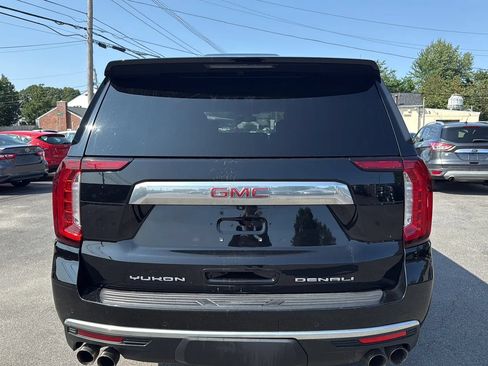 Used 2021 GMC Yukon XL Denali AWD/4WD image 8