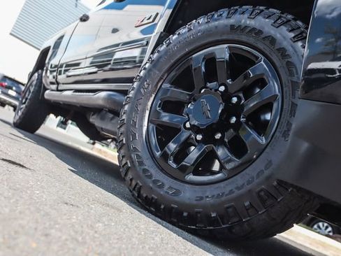 Used 2018 Chevrolet Silverado 2500 LTZ w/ Duramax Plus Package AWD/4WD image 16
